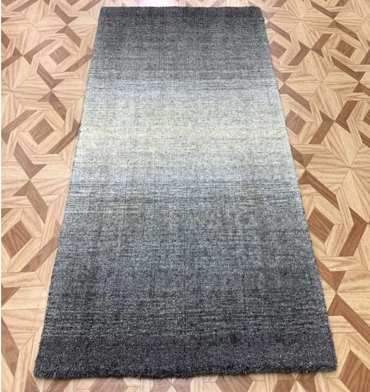 HAND LOOM KNOTTED CARPET CASTEL 02