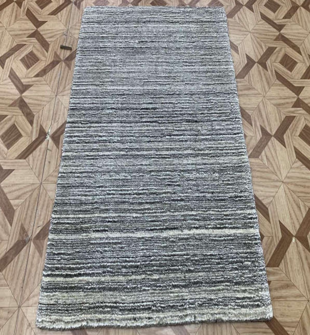 HAND LOOM KNOTTED CARPET CASTEL 07