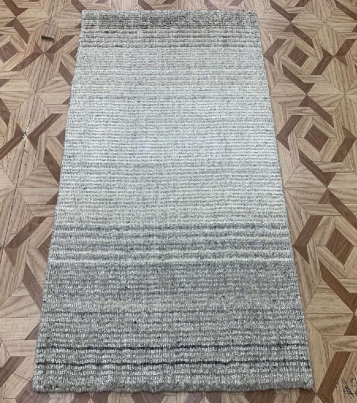 HAND LOOM KNOTTED CARPET CLEAR 06