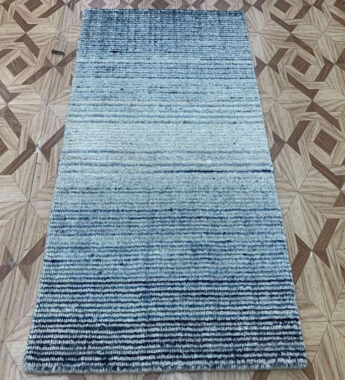 HAND LOOM KNOTTED CARPET CLEAR 08