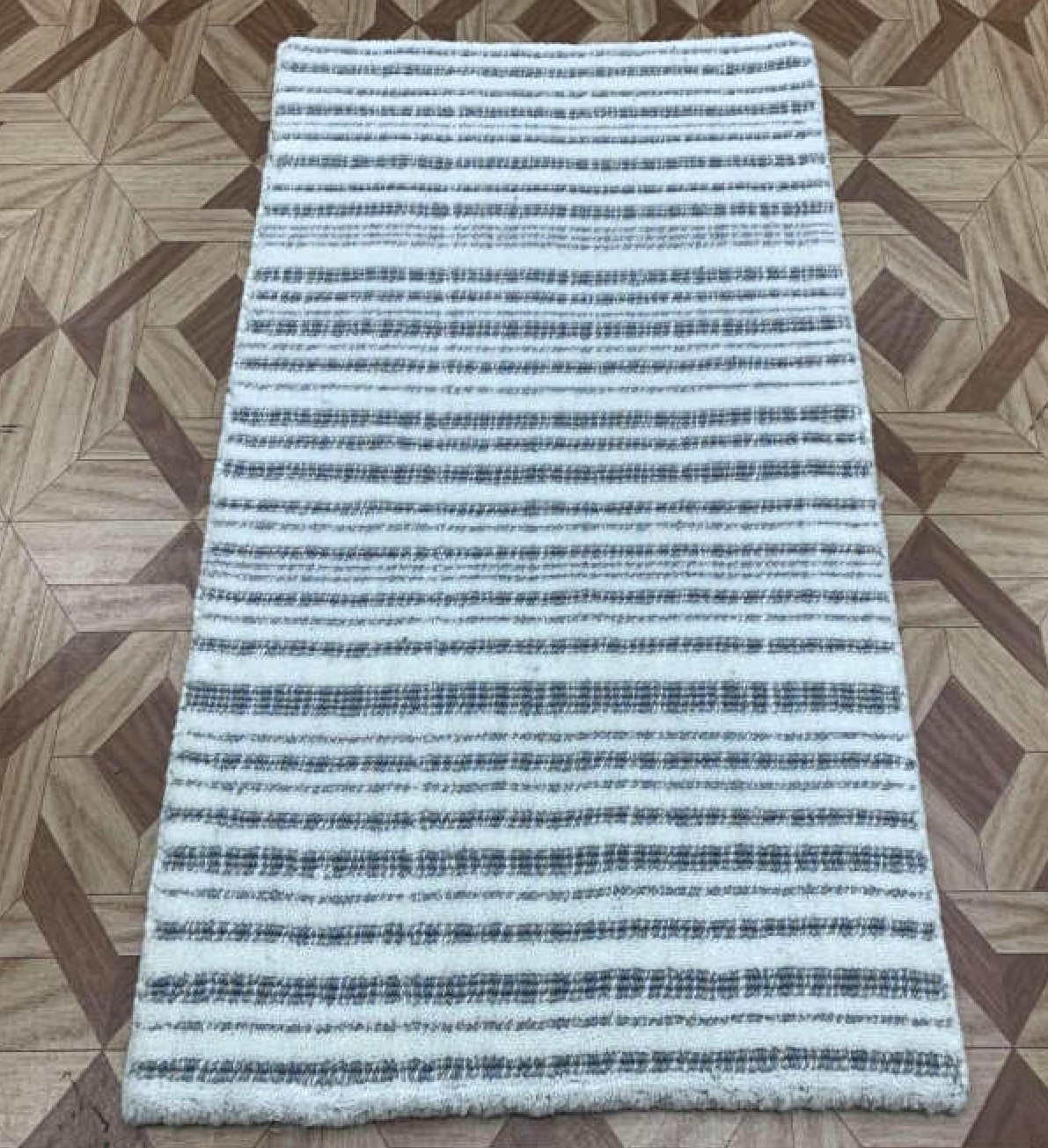 HAND LOOM CARPET NOTES 01